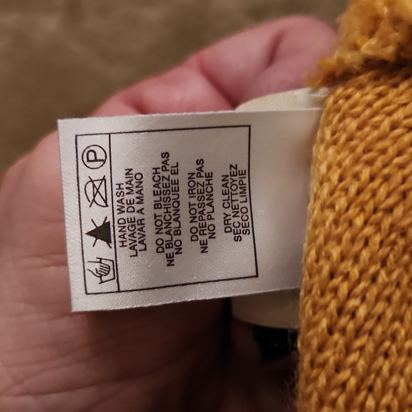 Retro Sport Sabres beanie winter hat bnwt - Picture 6 of 6